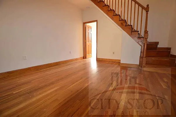 Rented by City Stop Realty | media 41