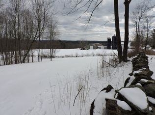 21 Hale Rd, Hubbardston, MA 01452