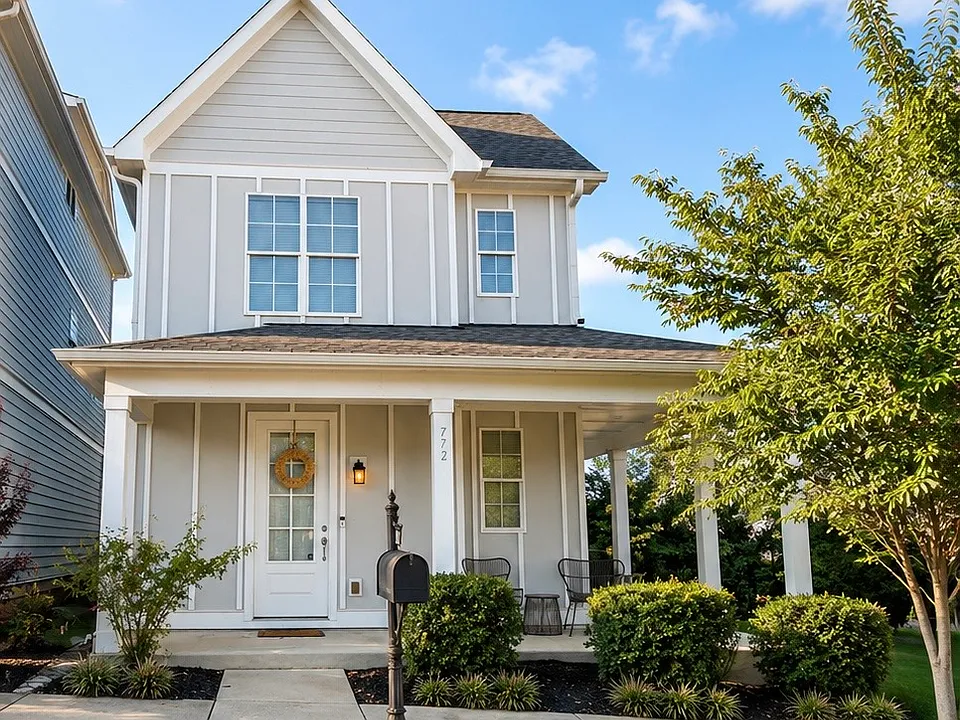 772 Cottage Park Dr