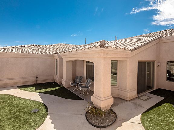 4th image of 1381 Tamarack Dr