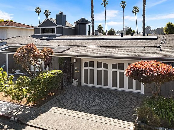 4th image of 15 Sorrento Way