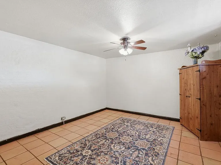 1506 Edith Boulevard Ne Casita #1 — Photo 21