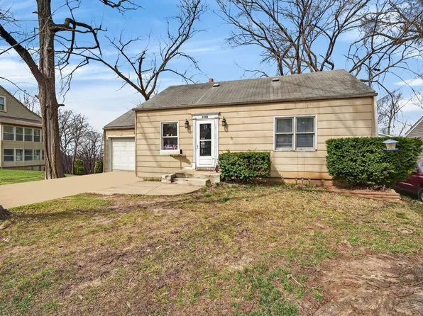 2755 Adams Ave, Des Moines, IA 50310