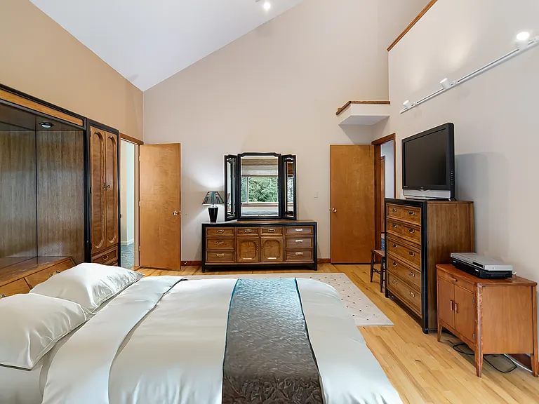 1 Brightfield Ln — Photo 28