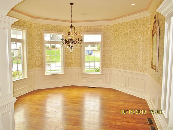 Turret Design Dining Rm