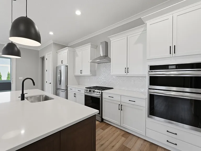 8980 Ladd Ln — Photo 12
