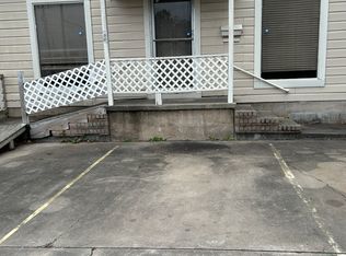 809 E James St, Baytown, TX 77520