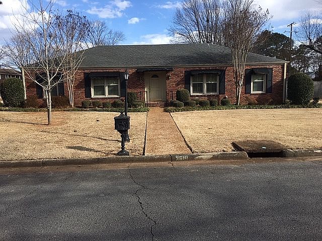 1st image of 2510 Chickasaw Dr