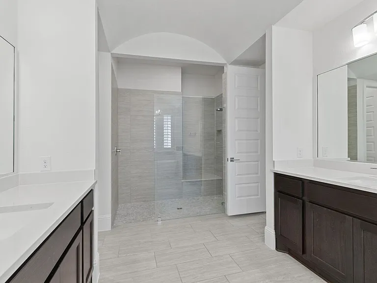 902 Falcon Hollow Ln — Photo 27