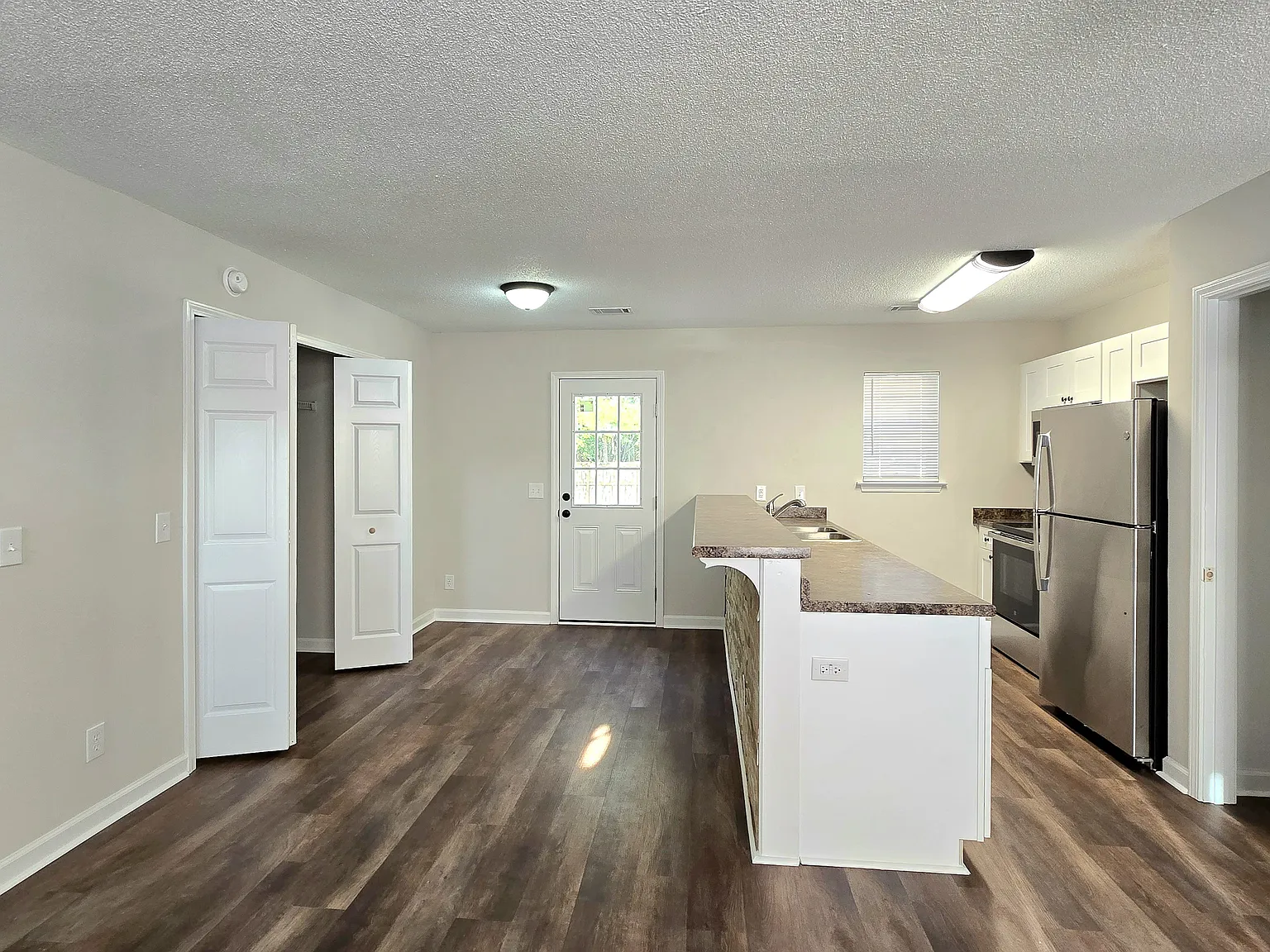 3065 Rushing St — Photo 4