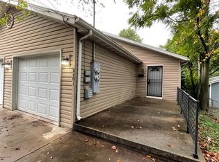 2401 W High St #1, Springfield, MO 65803