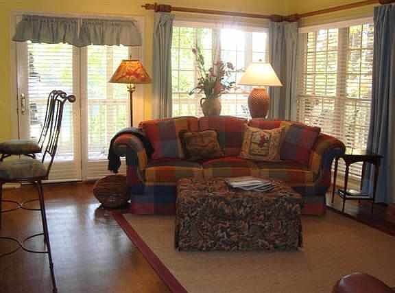 5th image of 1012 Cupp Ln