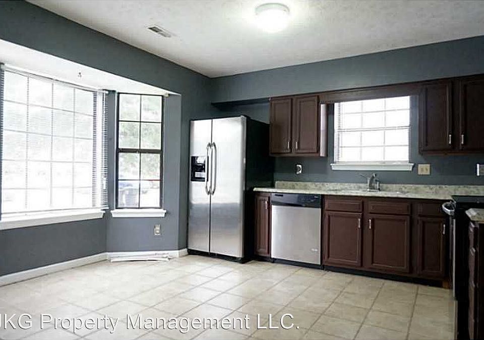 1st image of 1728 Skiffes Creek Cir