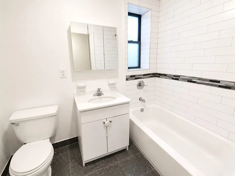 2027 Pacific St #7F — Photo 6