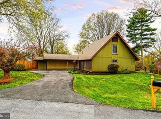3020 Quail Hollow Ter, Brookeville, MD 20833