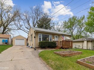 4004 51st St, Des Moines, IA 50310
