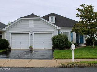 4 Summerlawn Drive, Lakewood, NJ 08701