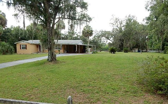 2nd image of 3255 Spring Green Dr