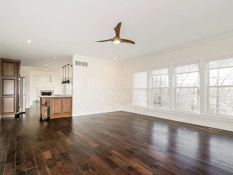 17711 Westhampton Woods Dr — Photo 6
