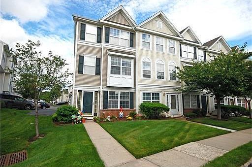 2nd image of 123 Giera Ct #117