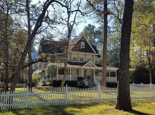 13931 Amber Ln, Montgomery, TX 77316