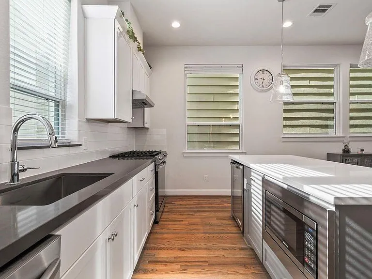 316 Jensen Dr — Photo 14