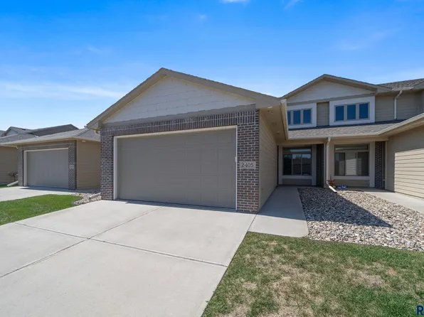 2405 S Kinderhook Ave, Sioux Falls, SD 57106