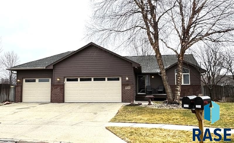 1st image of 7620 S Erica Dr