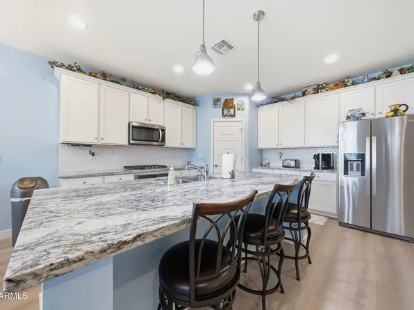 18820 W SHANGRI LA Road, Surprise, AZ 85388