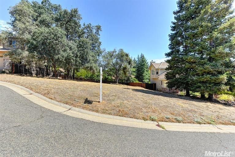 1st image of 1319 Cromwell Ct