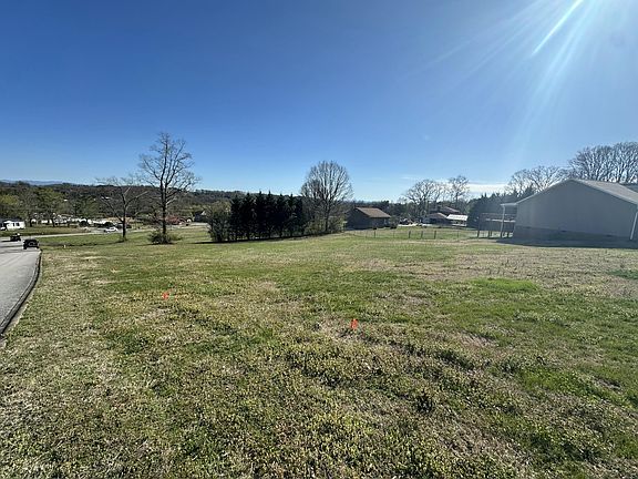 2nd image of 107 Uphill Dr