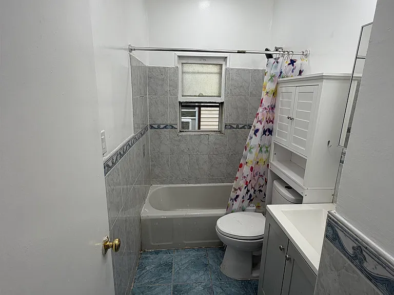 25 W 17th St — Photo 13