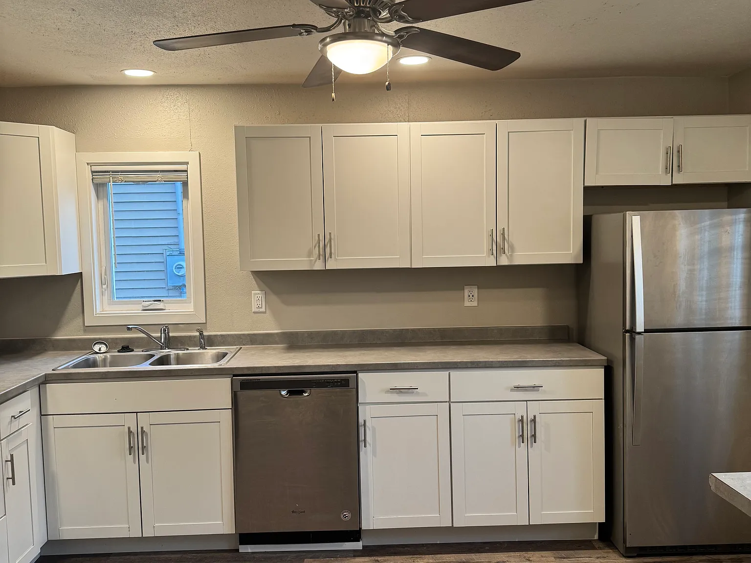 4 bed, 2000 sqft, $2,000 — Photo 4