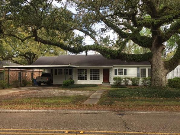 94 E Main St