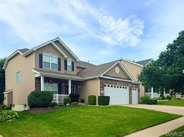 905 Harvestwynd Ct, Lake Saint Louis, MO 63367