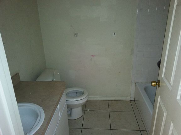 4th image of 8704 N 48th St