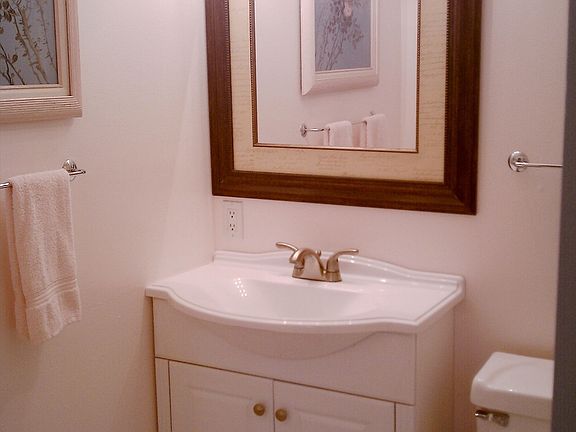 3rd image of 1395 Santa Fe Dr