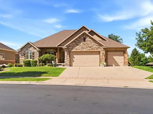 513 N Peacefield Dr, Layton, UT 84040