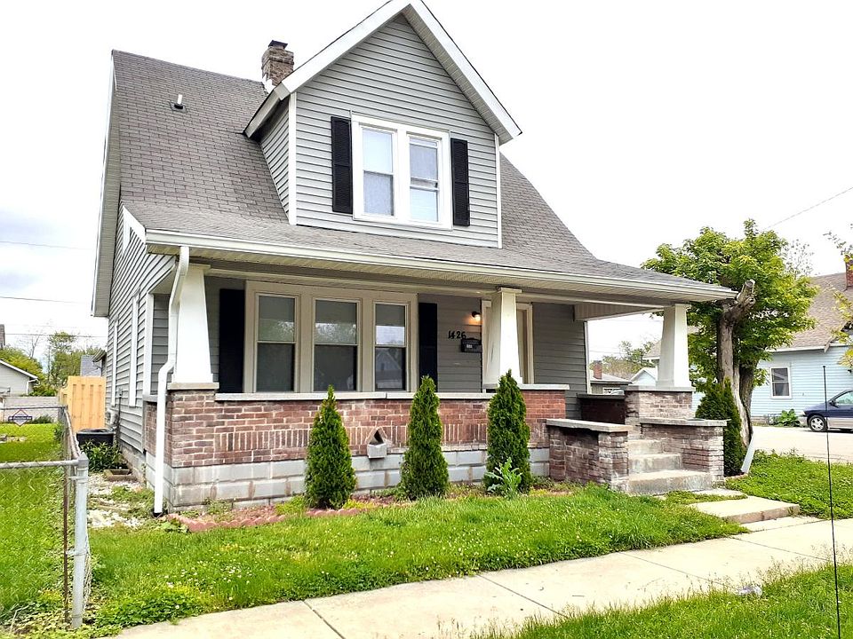 1st image of 1426 E Kelly St