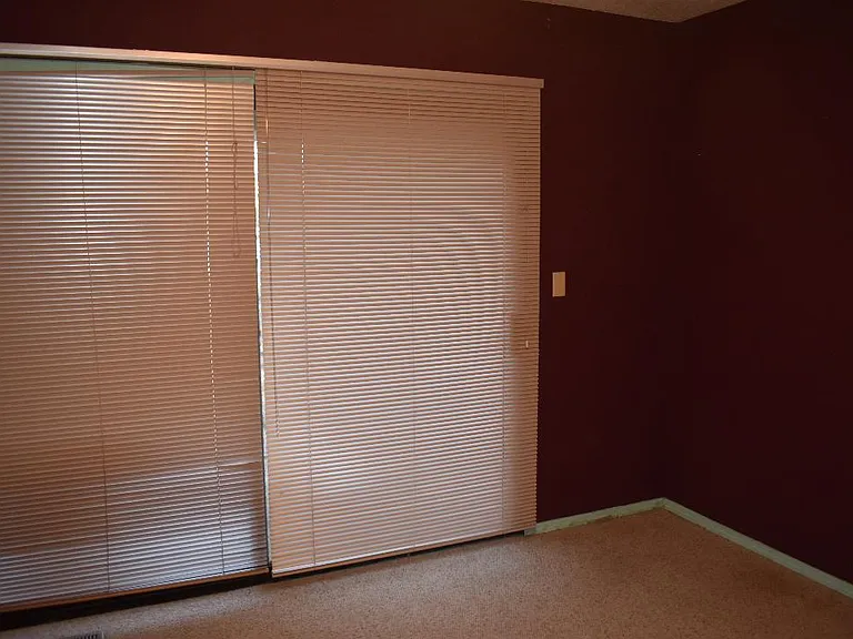 692-490 Lahonton Heights Dr — Photo 2