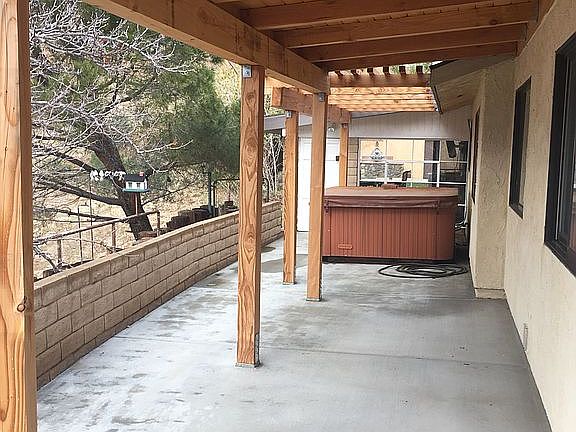 3rd image of 8611 Calva St
