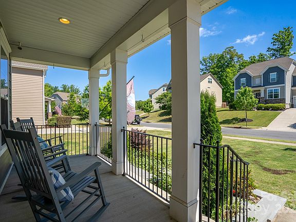 3rd image of 17030 Alydar Commons Ln #81