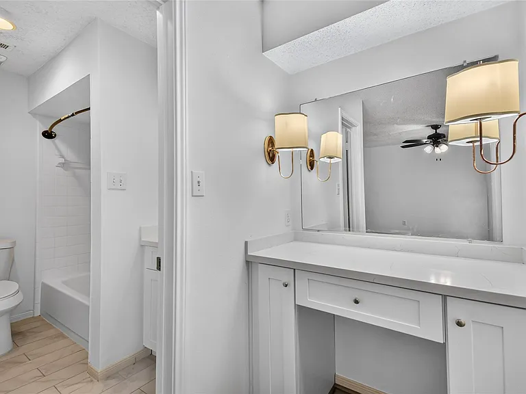 1334 Country Place Dr — Photo 23