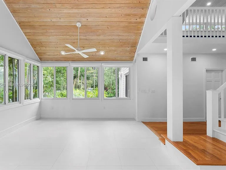3945 Loquat Ave — Photo 16