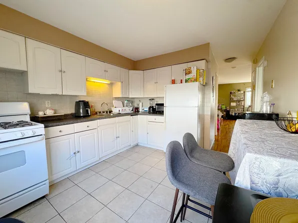 1460 68th Street image 14 of 19