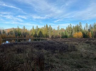 305 Hinman Rd, Glover, VT 05839