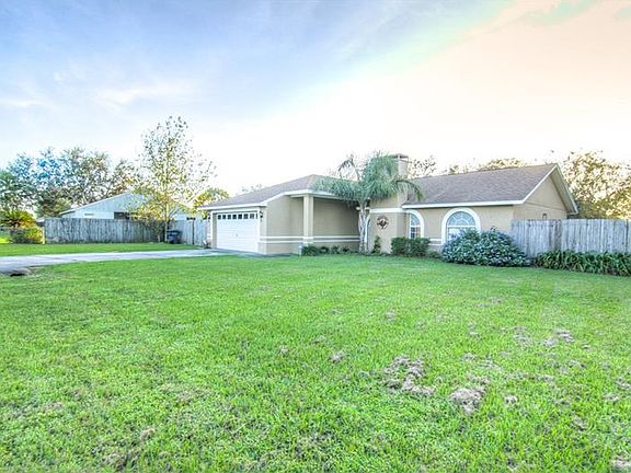 3rd image of 7604 Clouser Ct