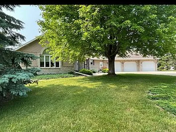 1500 Mc Auliffe Pl NW, Alexandria, MN 56308