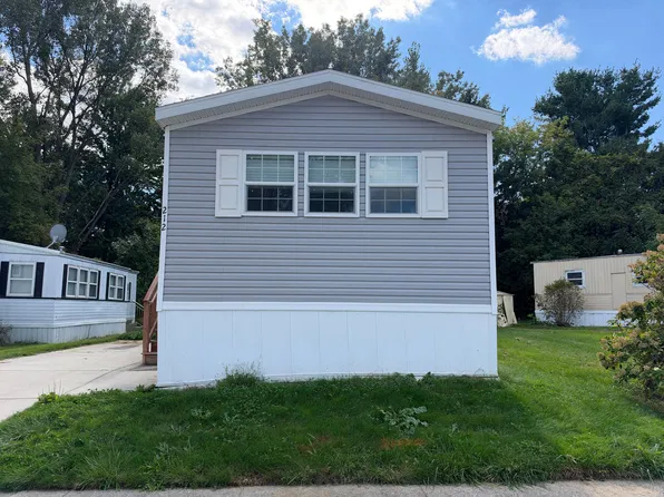 618 Clements #131, South Lyon, MI 48178