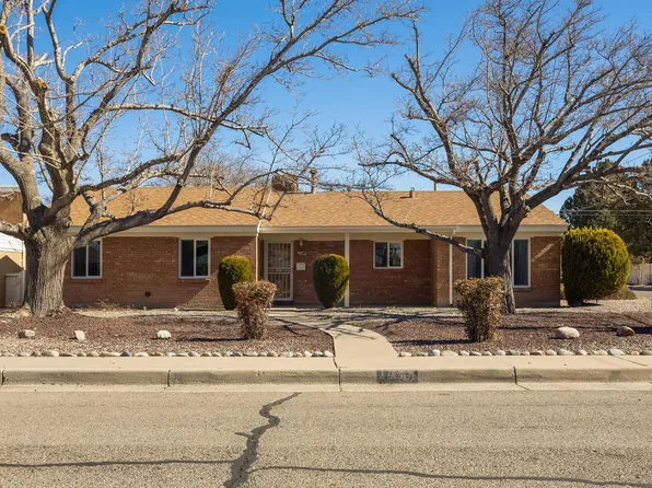 1400 Bryn Mawr Dr NE, Albuquerque, NM 87106